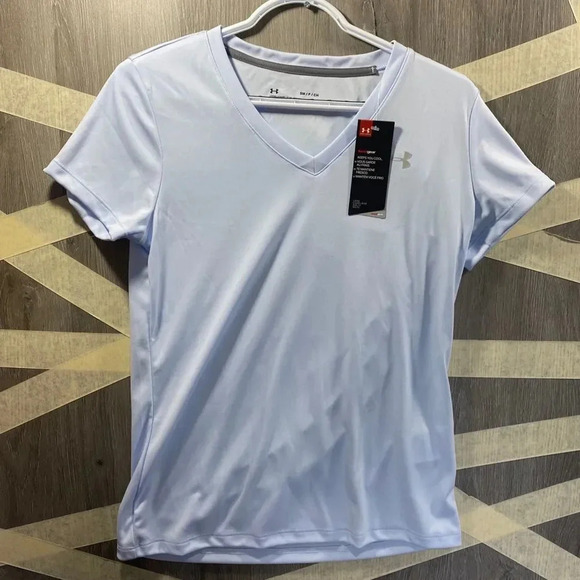 Powder Blue Under Armour Activewear Top Sz SM NWT - Picture 1 of 4